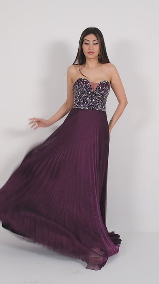 Dark magenta floor length gown with sweet heart neckline